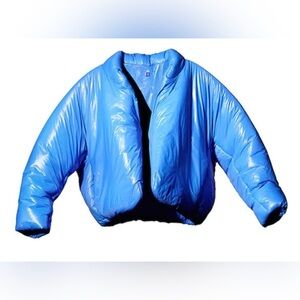 Blue Yeezy × Gap Regualr Round Jacket ( “870BLU6” ) — Size M, New in Open Bag🔥